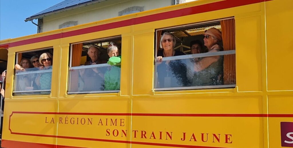 Retour en Train Jaune